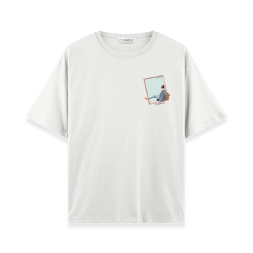 Beyond the Frame - Oversize T-shirt