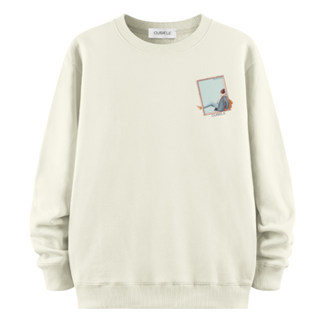 Beyond the Frame - Oversize Sweatshirt