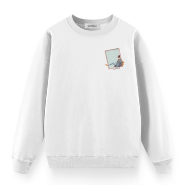 Beyond the Frame - Regular Fit Sweatshirt